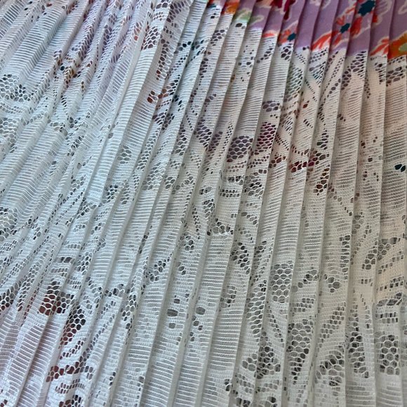 Maeve - PLEATED FLORAL MIDI SKIRT - Picture 3 of 4